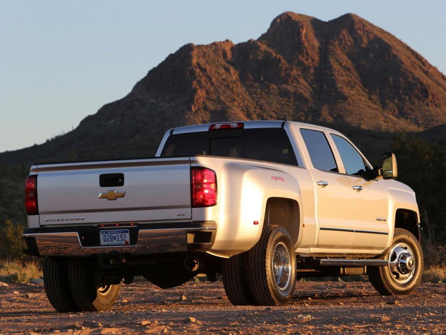  Chevrolet Silverado 3500 HD LTZ Crew Cab 2014 года  (фото 16 из 17)
